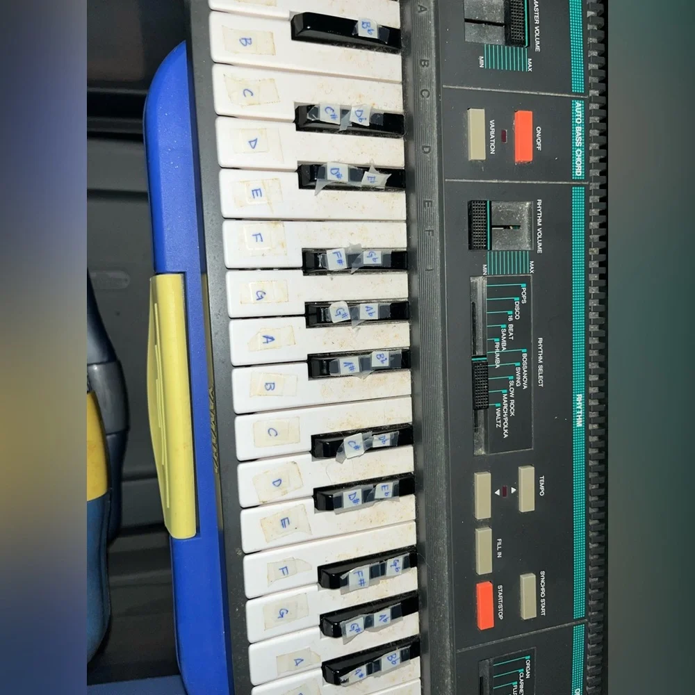 YAMAHA PSS-160 PORTASOUND KEYBOARD